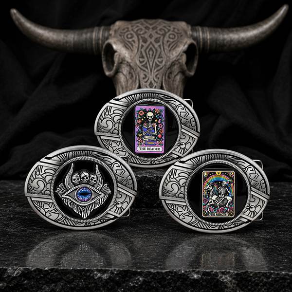 Série de boucles de ceinture western gothique au tarot mystique, avec des œuvres d'art comportant un œil de crâne et des cartes de tarot