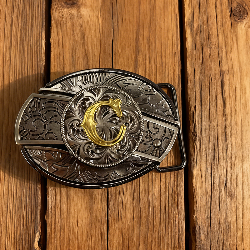 D-Letter-shaped detachable knife belt buckle