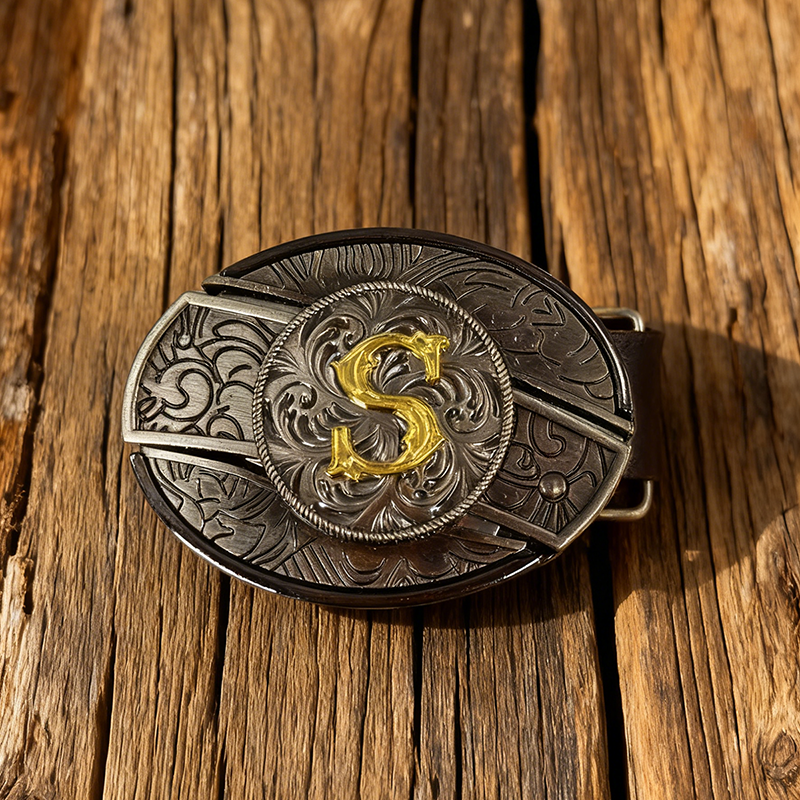 D-Letter-shaped detachable knife belt buckle